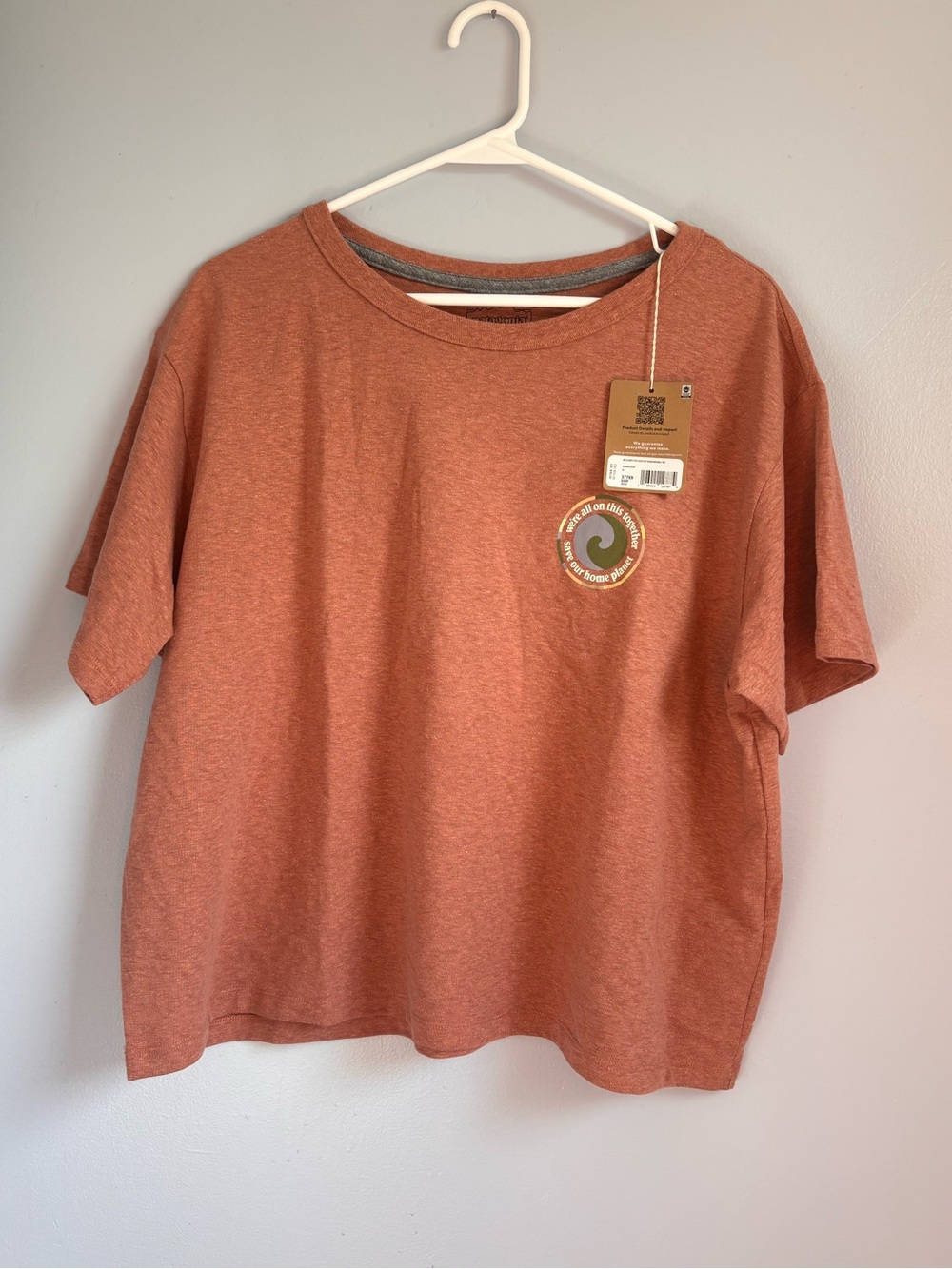 Patagonia Sienna Clay Women’s Easy Cut Short-Sleeve Crewneck Responsibiliti-Tee.